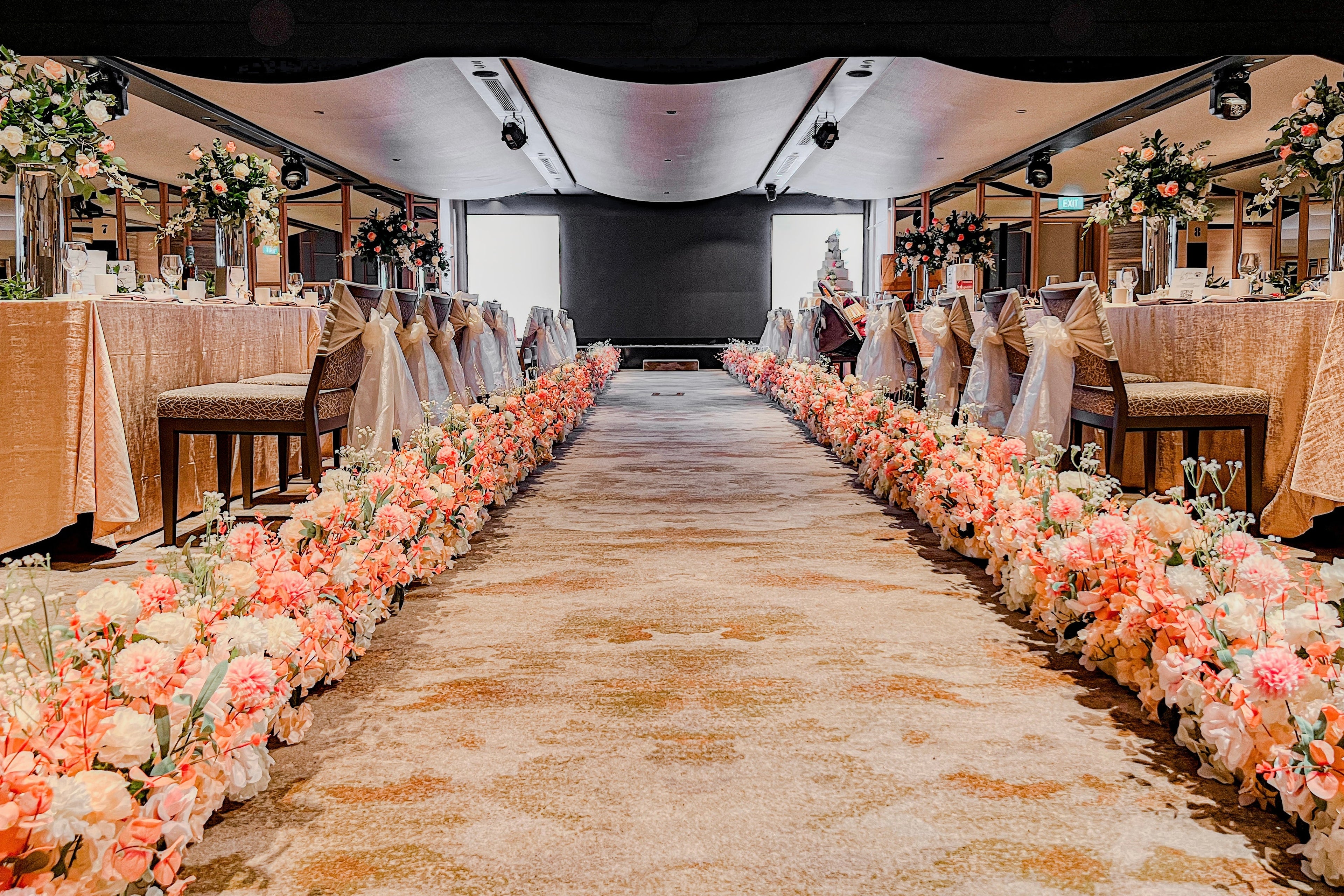 Isle walk way floral decoration